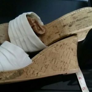 White cork sandals 81\2 markdown sale